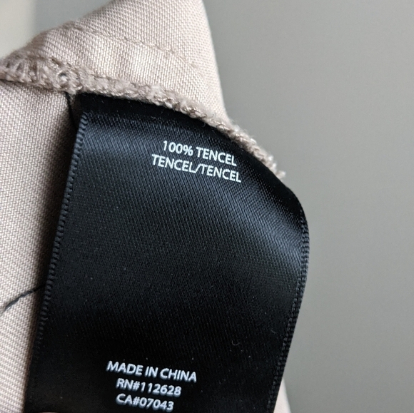 TAHARI Khaki Safari Ruched Cropped Jogger Tencel 6 and 8 Spring pants Capri - Picture 15 of 16